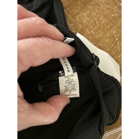 Robin Piccone Bathing Suit Ava Knit One Piece Swimsuit Black Size 4 NWT - Picture 5 of 10